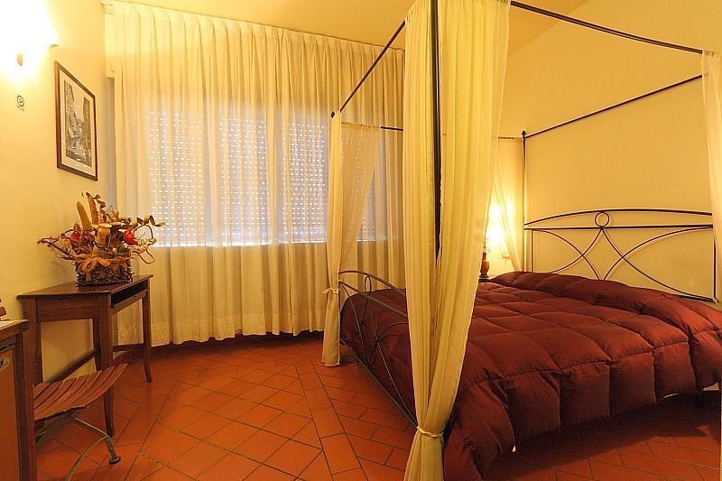 Guesthouse Sayuri Florence Exterior photo