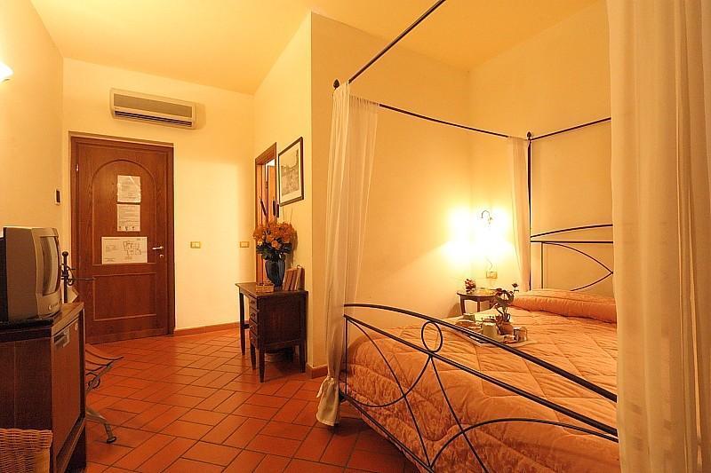 Guesthouse Sayuri Florence Exterior photo
